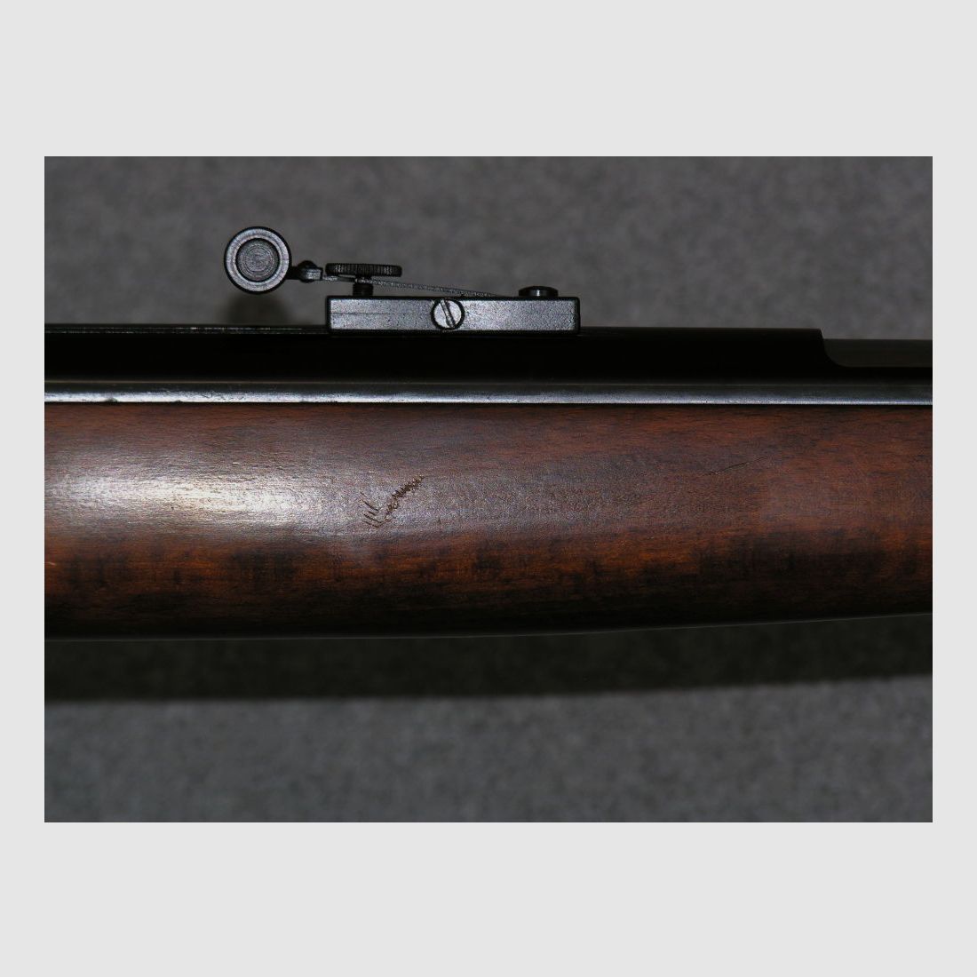 Weihrauch HW 77