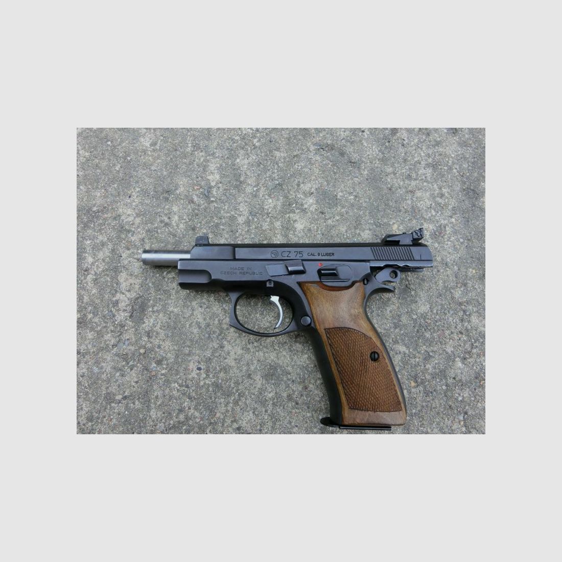 CZ M75