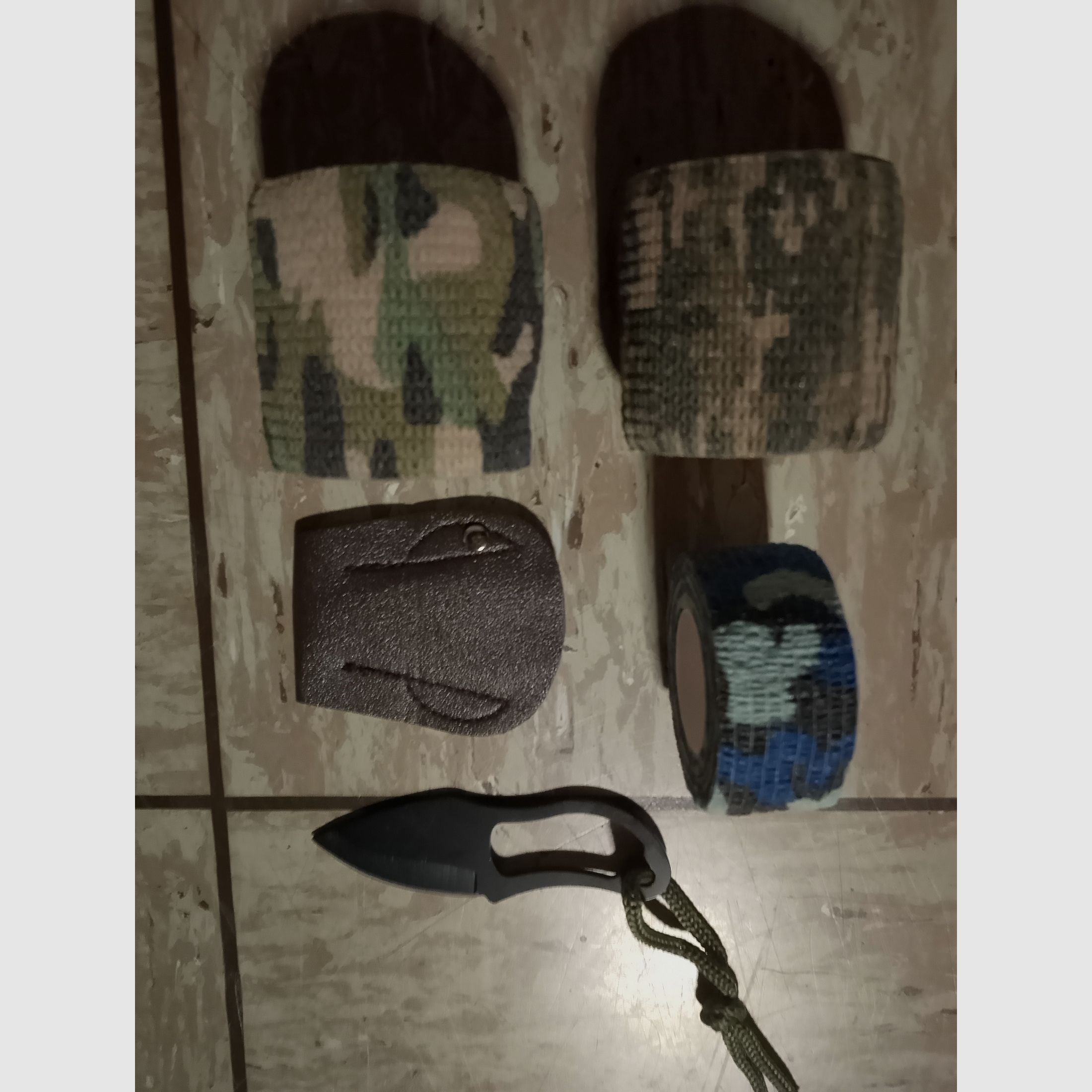 1x Pocket Knife Mini Messer kleines Angelmesser Outdoor Taschenmesser neu Mini Allrounder Brieföffner + Tarnband flecktarn band 3 Rollen 