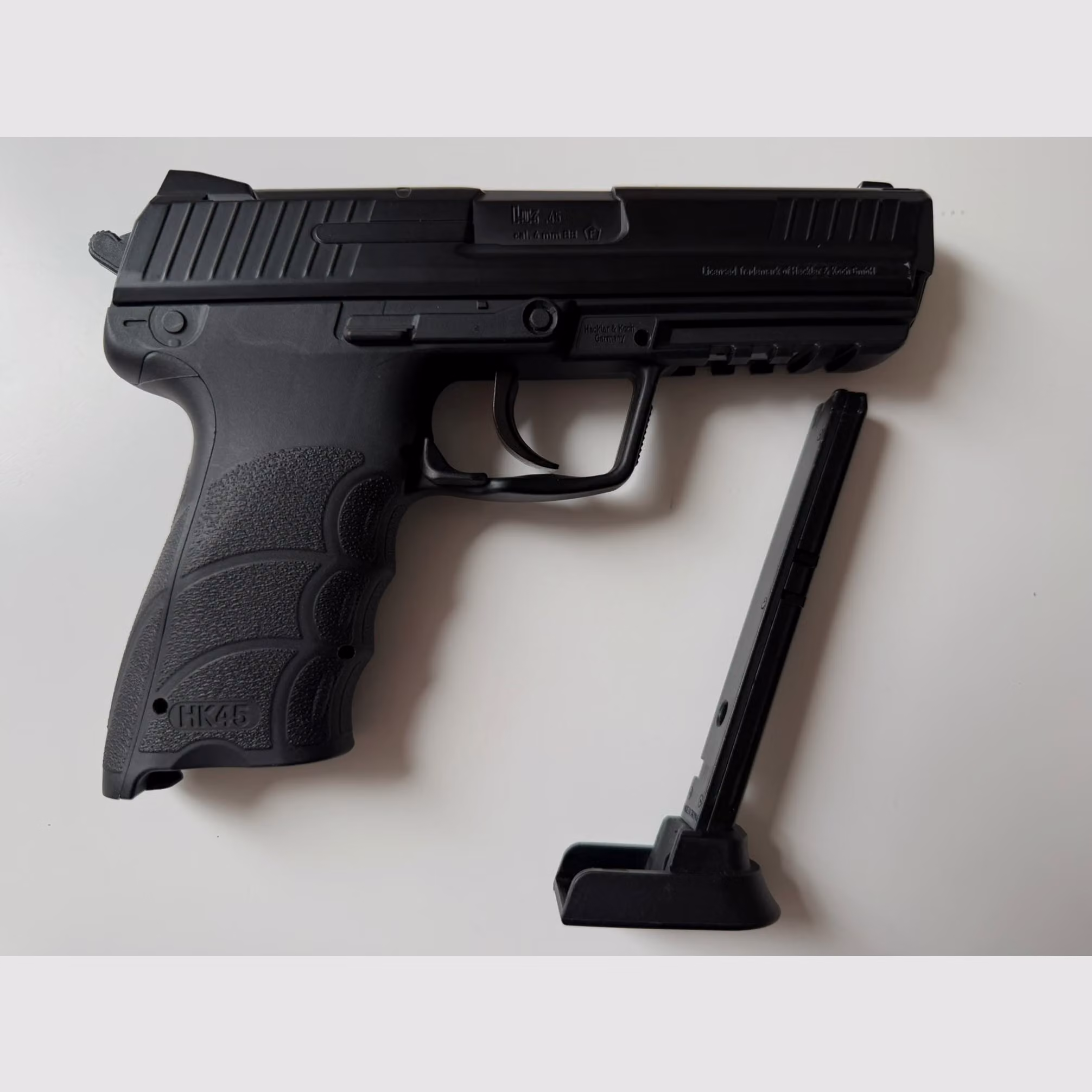 Umarex Heckler & Koch HK45 CO2 Airsoft 6mm BB , Bild 3 von 5