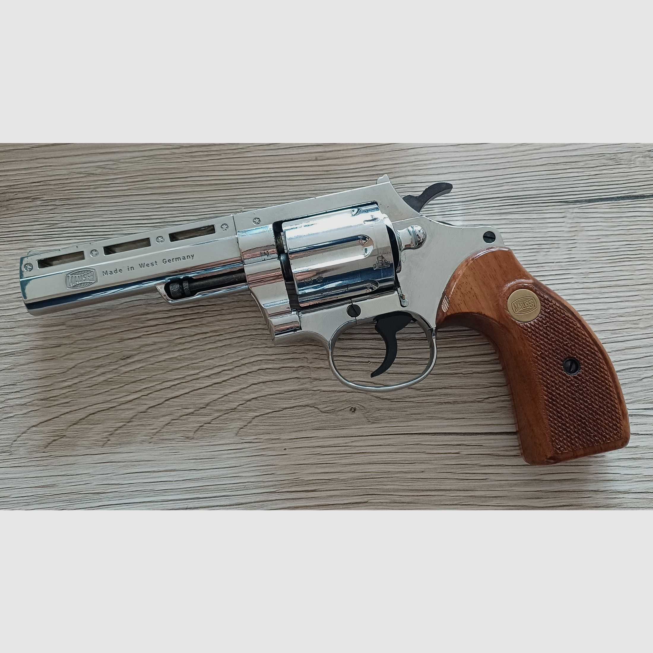 Schreckschuss revolver: Mauser L100 380 knal chroom PTB 326