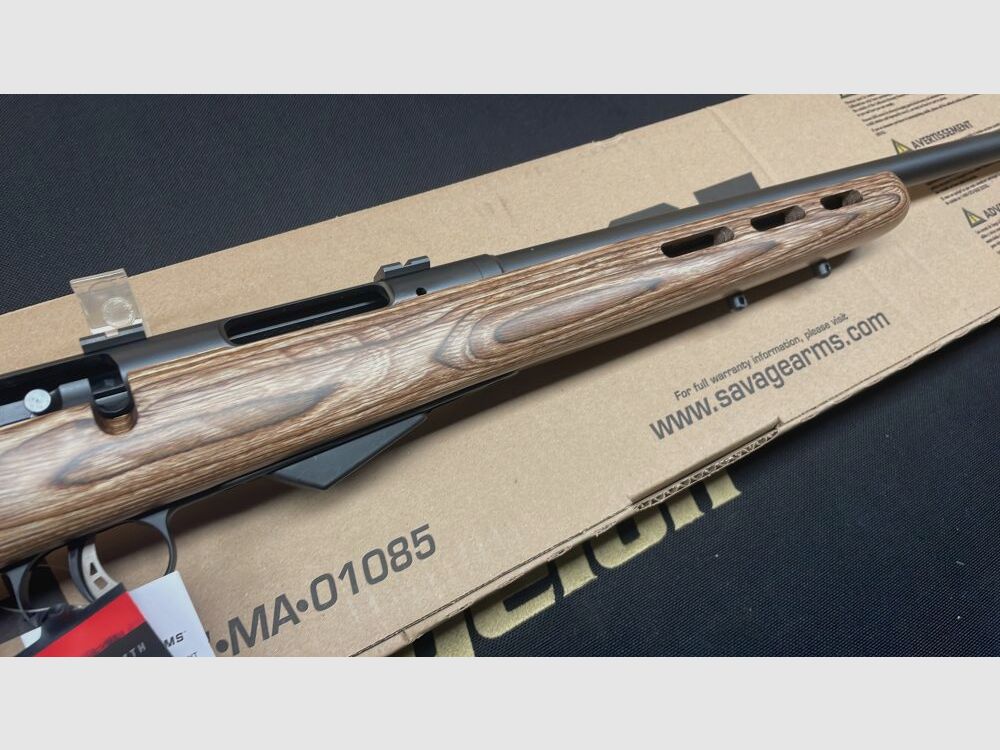 Savage 25 Lightweight Thumbhole .17Hornet