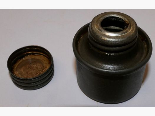 orginal Russische Öler für K98 B unbenutzt, neu und werksgefettet, in Konervierfett