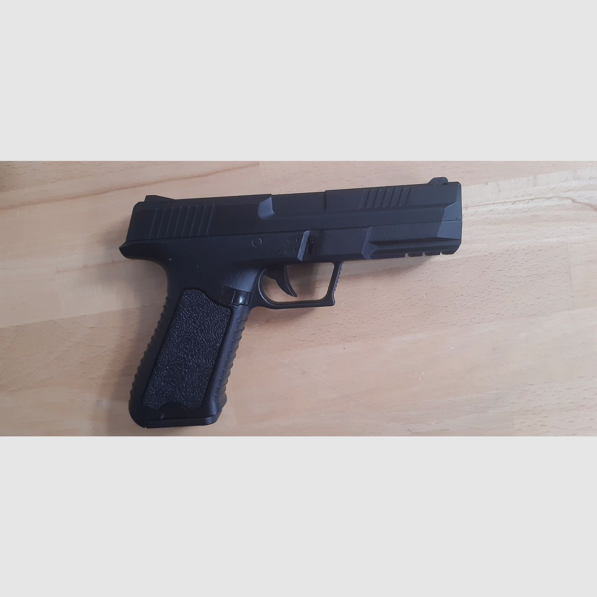 Cyma CM127 Airsoftpistole AEP 0,5Joule 