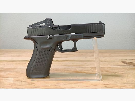 GLOCK 17