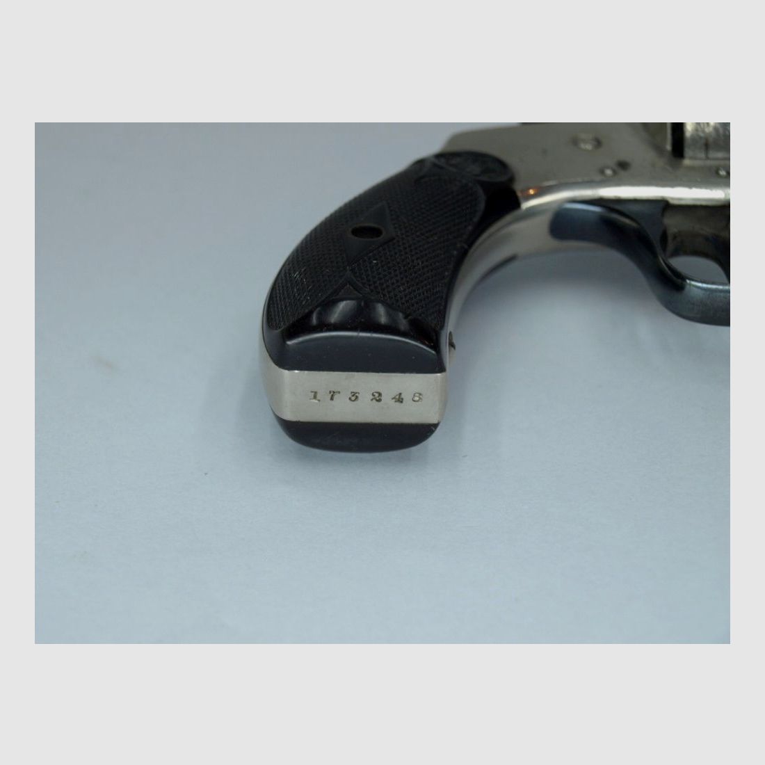 Smith & Wesson S&W Modell 4 4th Model DA - .32 S&W