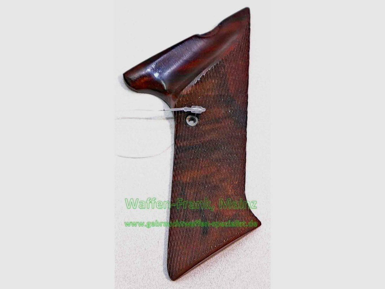 High Standard - USA Holzgriffschale m. Daumenaufl