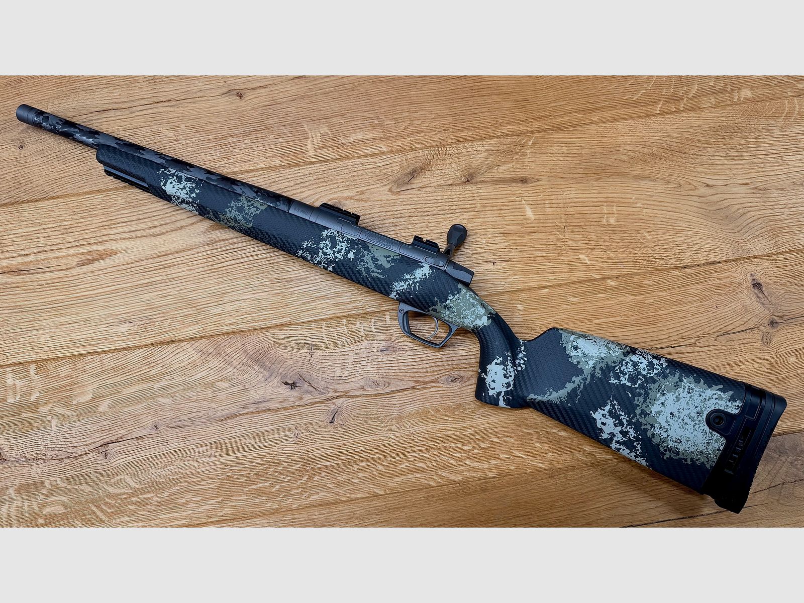 Gunwerks Magnus / 6,5mm PRC / LL 16" / mit Titan-System / 5/8x24UNEF / Halo Green Carbon
