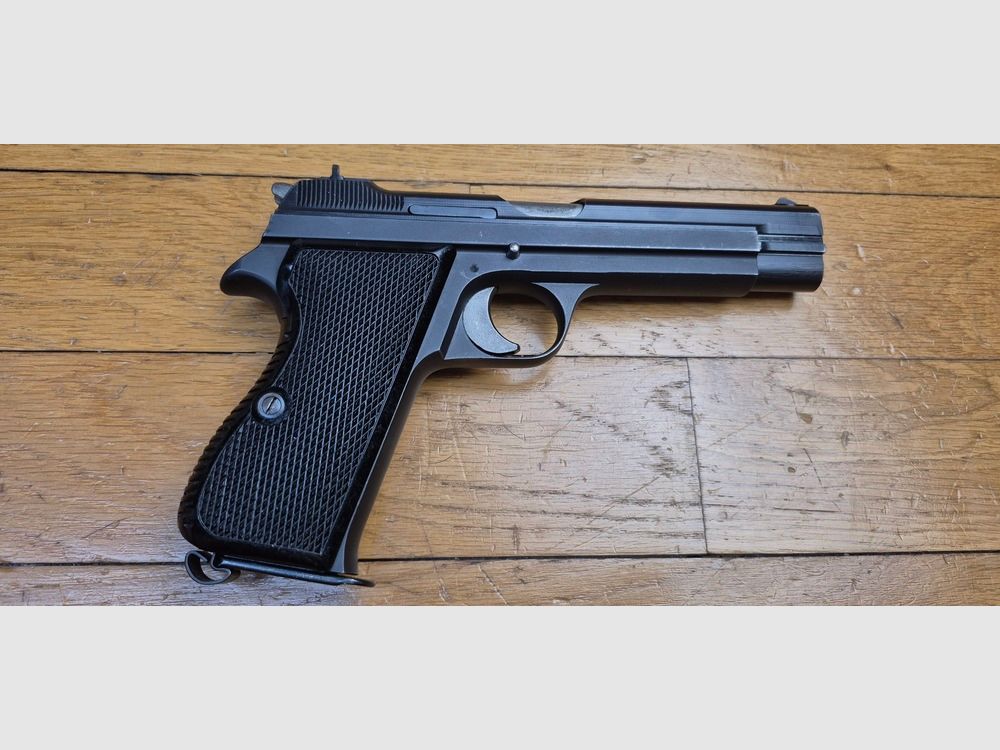 Bellissimo pistola SIG P210-2 – Mito del 9 para – Arma militare del 4° contratto – Circa 1957/60-62 – Ottima brunitura – Funzionamento e canna da sogno – 2° caricatore e fondina (il tutto!) forniti in aggiunta – Condizioni TBE+/TBE++!, immagine 20 di 26