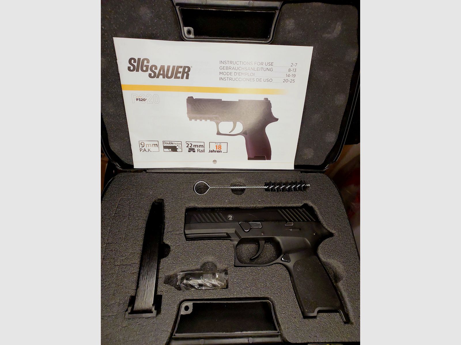 Sig Sauer P320 blank firing pistol in caliber 9 mm P.A.K. Black in the original SIG case (PTB 1038)