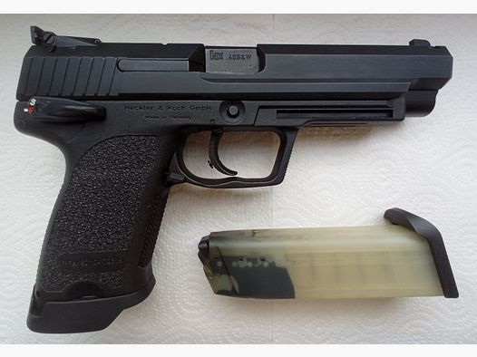 Półautomatyczny pistolet Heckler & Koch Expert – .40 S&W