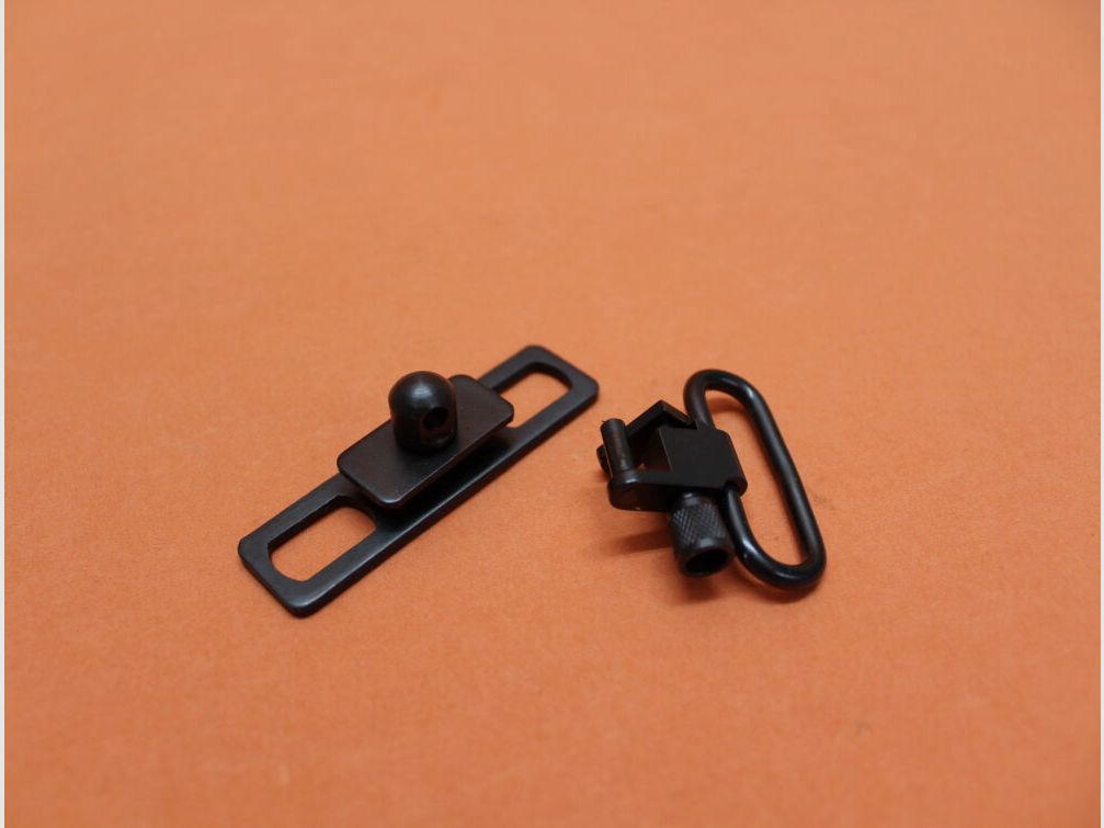 Harris Harris Adattatore No.5: Anello per cinghia 9mm per AR-15 con piastra rettangolare e gancio per cinghia QD