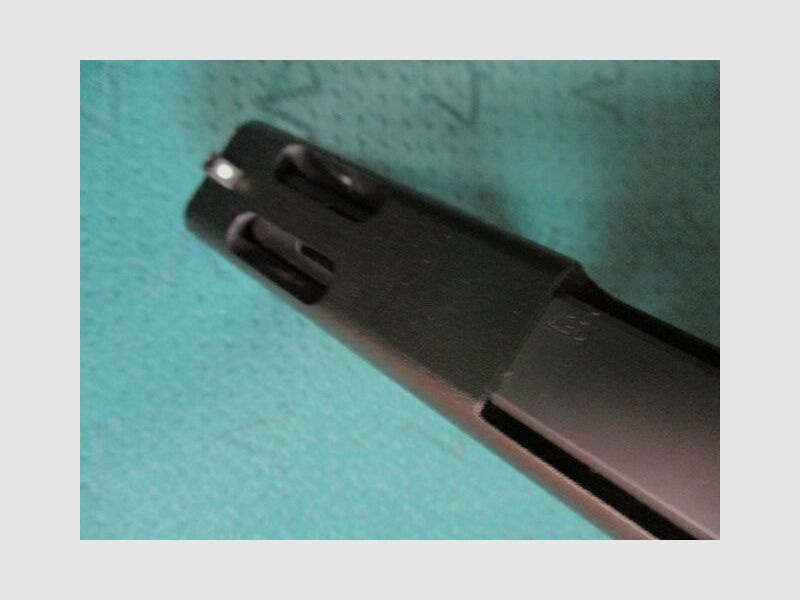 Pistole Glock 32C .357 SIG mit Reservemagazin	 32C