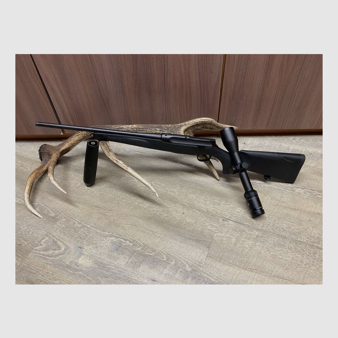 Sauer 505 Ergo Max, mit Zeiss Conquest V6 2-12x50 M, mit Schiene