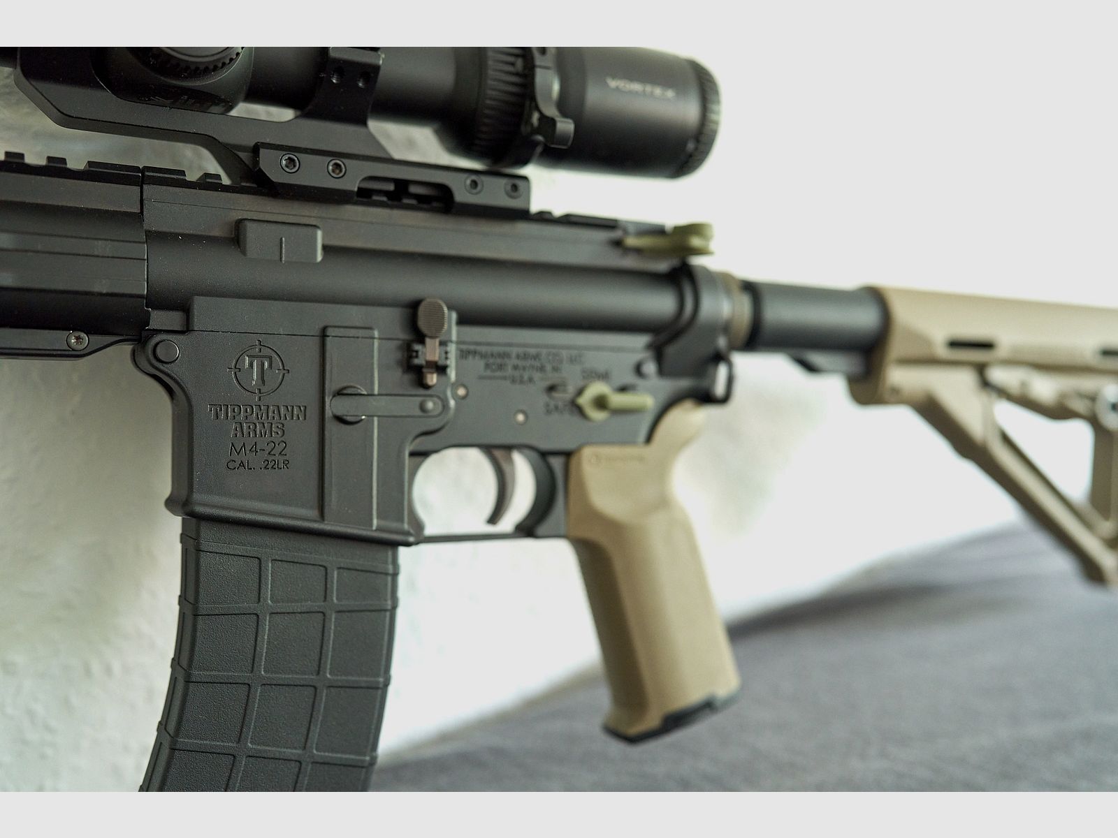 Tippmann Arms M4-22 LTE OD-Green .22 lr – ottime condizioni, circa 25 colpi, accessori Vortex/Hera/Magpul