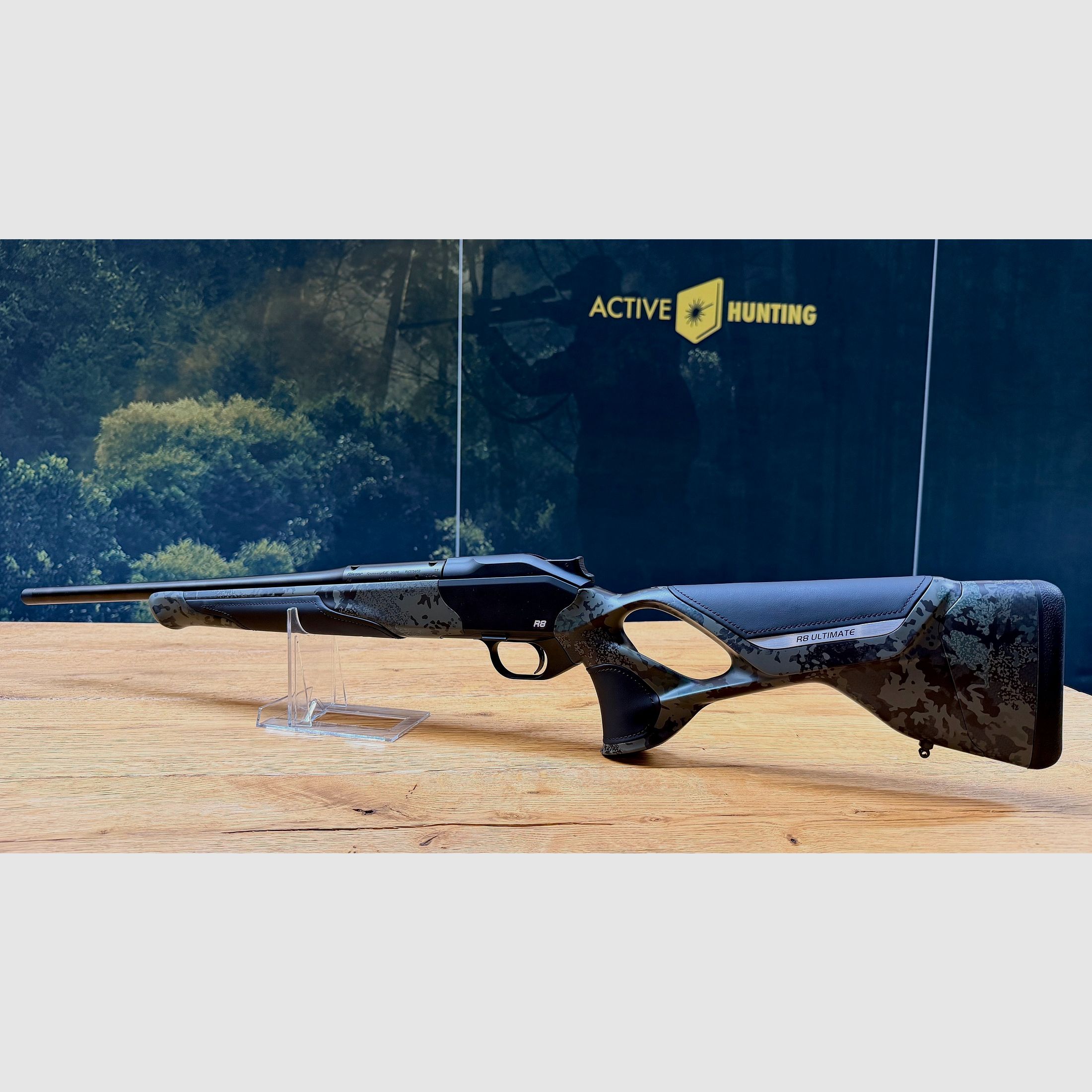 Blaser R8 Ultimate Carbon Huntec Camo arma completa / calibre seleccionable / logo plateado / Semi Weight