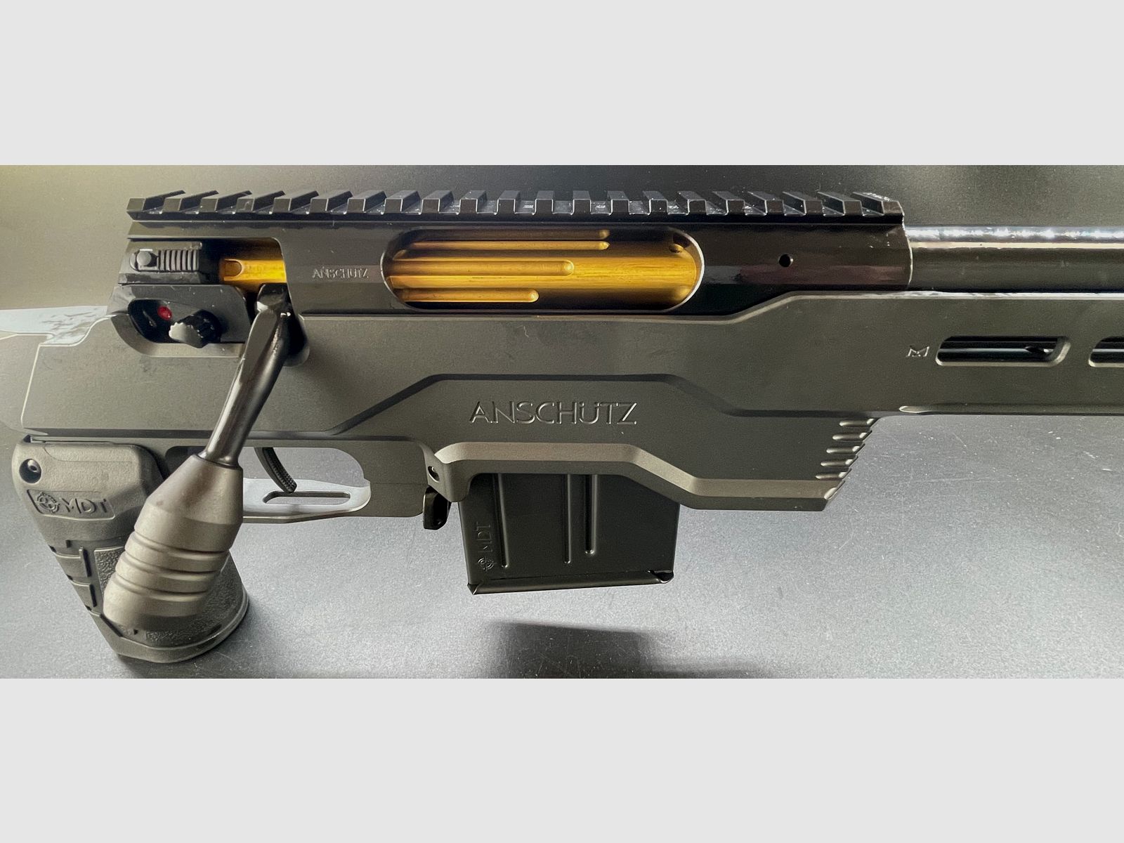 J.G. Anschütz 1782 D APR Grey 6,5 Creedmoor Gold "TIN" im ACC Premier Chassis von MDT M18x1 660 LL