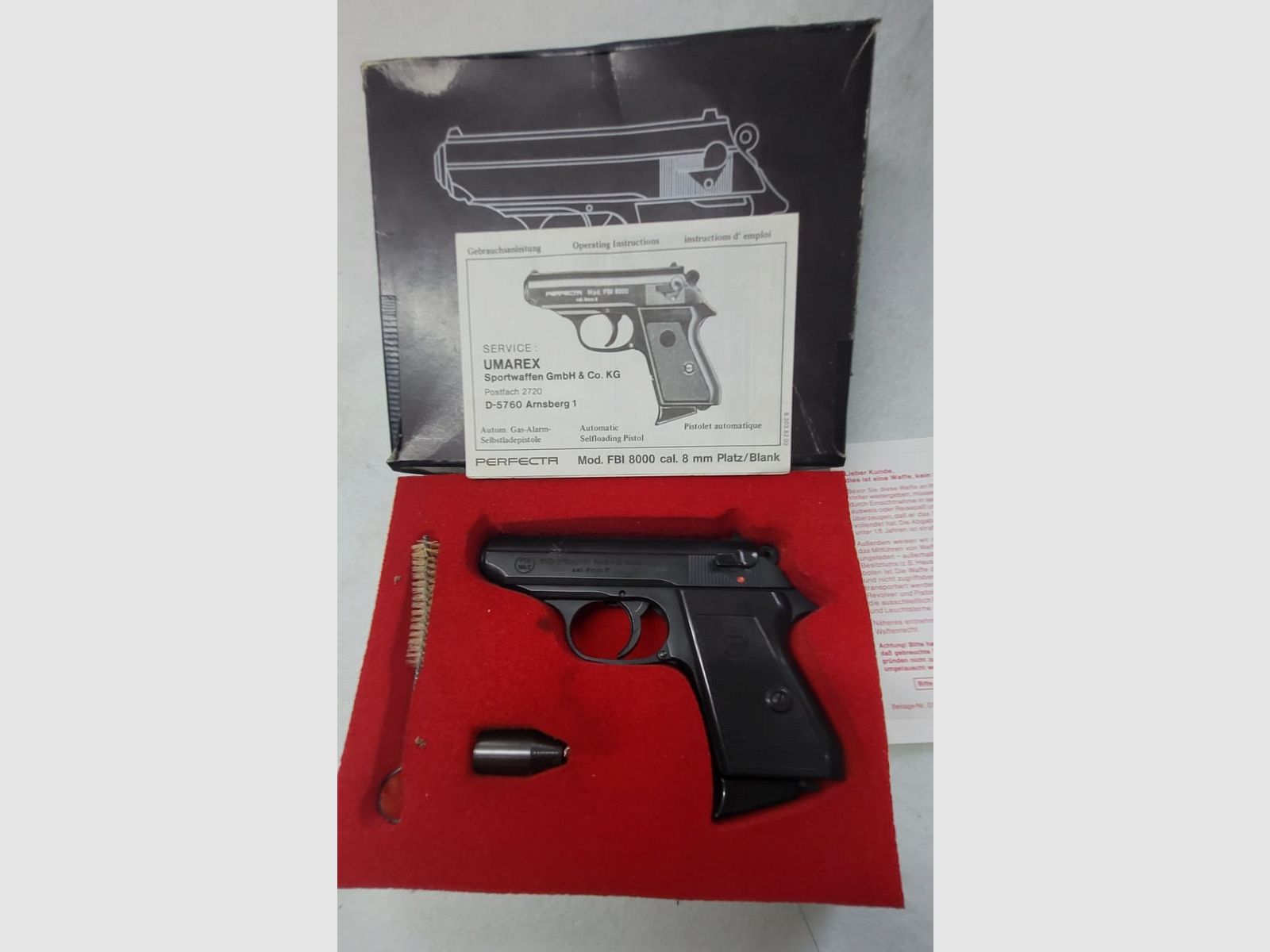   Schreckschusspistole Perfecta Mod.FBI  8000 cal. 8mm Platz 