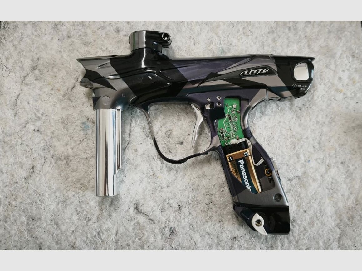Dye DM15 Paintball Marker in the rare PGA Barracks Edition