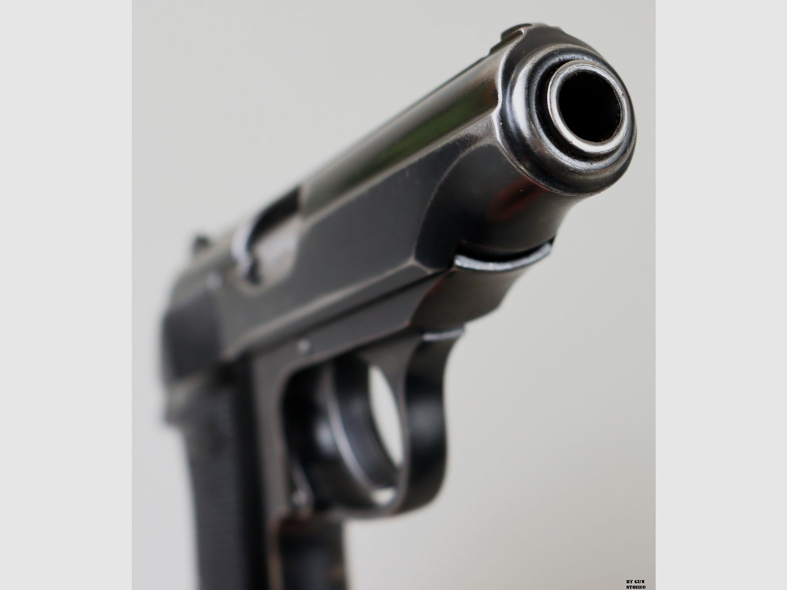 Pistola Walther mod. PP cal. 9 corto matr. 46746, immagine 4 di 9