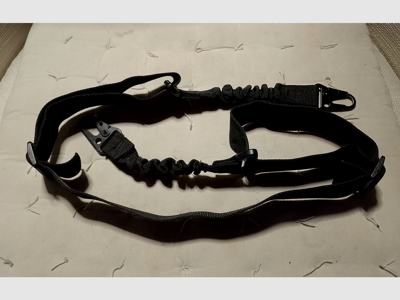 Universal Tragegurt Gurt Waffengurt Riemen Waffenriemen schwarz neuwertig