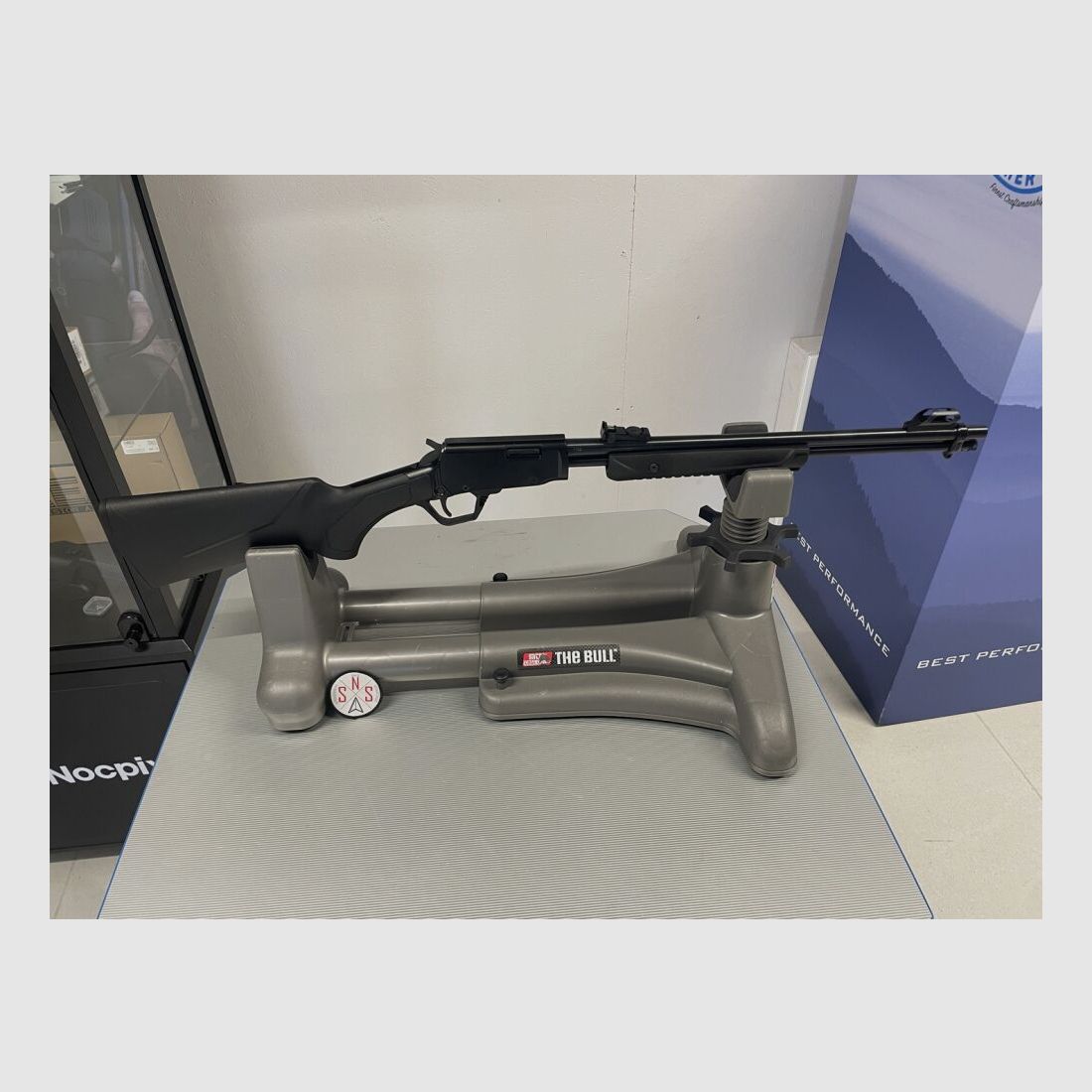 Rossi Rossi Gallery KK-VRB