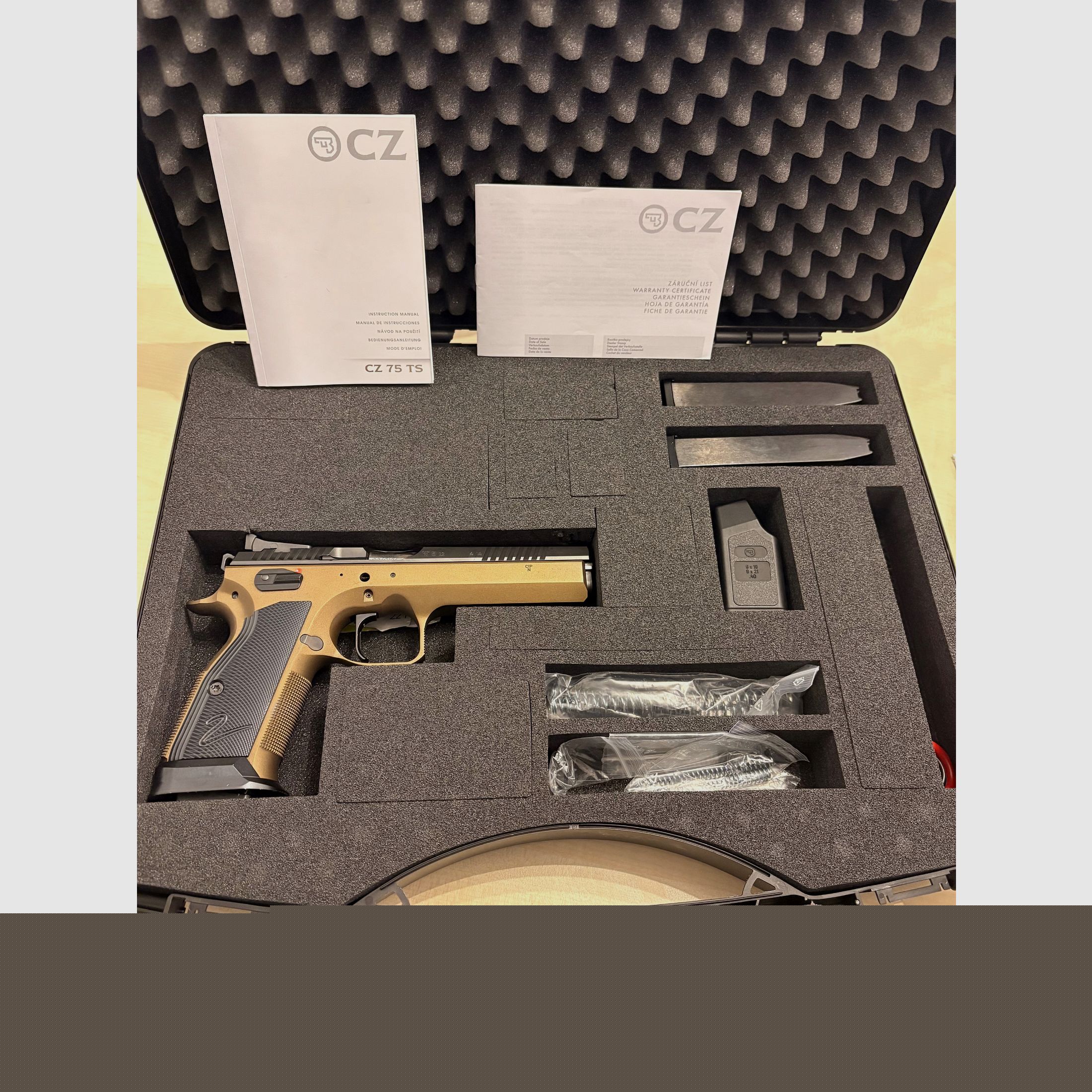 CZ TS 2 Bronze - Beamtenwaffe 