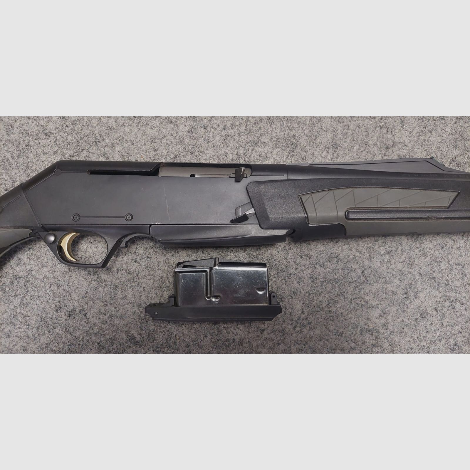 A 163 BROWNING BAR SEMIAUTOMATIC RIFLE CAL 30-06, image 2 of 4