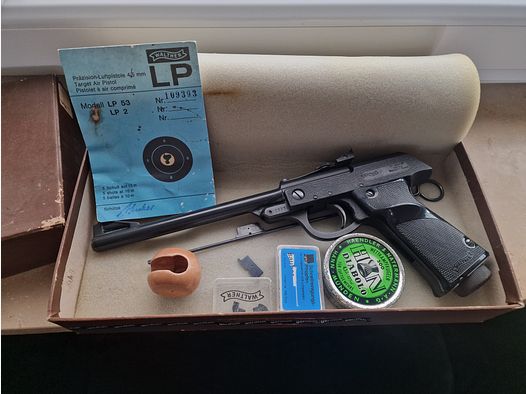 Pistola de aire comprimido Walther Model LP 53 con accesorios y caja