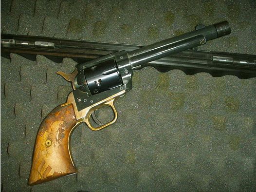 Western Revolver ME900 m. Holzgriffscha.-Adlerkopf Sternenbanner