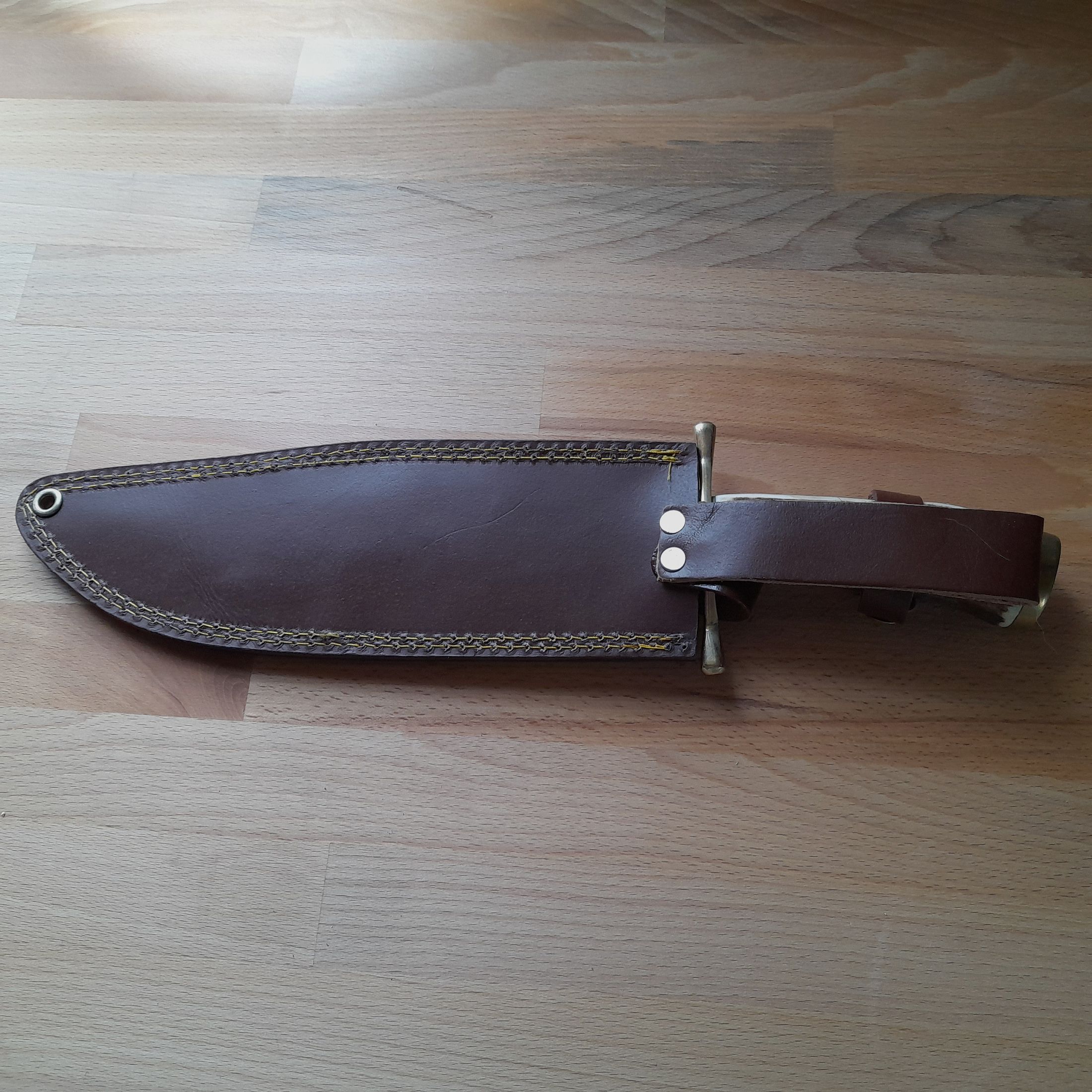 Hirschfänger, Jagdmesser, Damastklinge ca. 24 cm, Griff Hirschhorn, Lederscheide