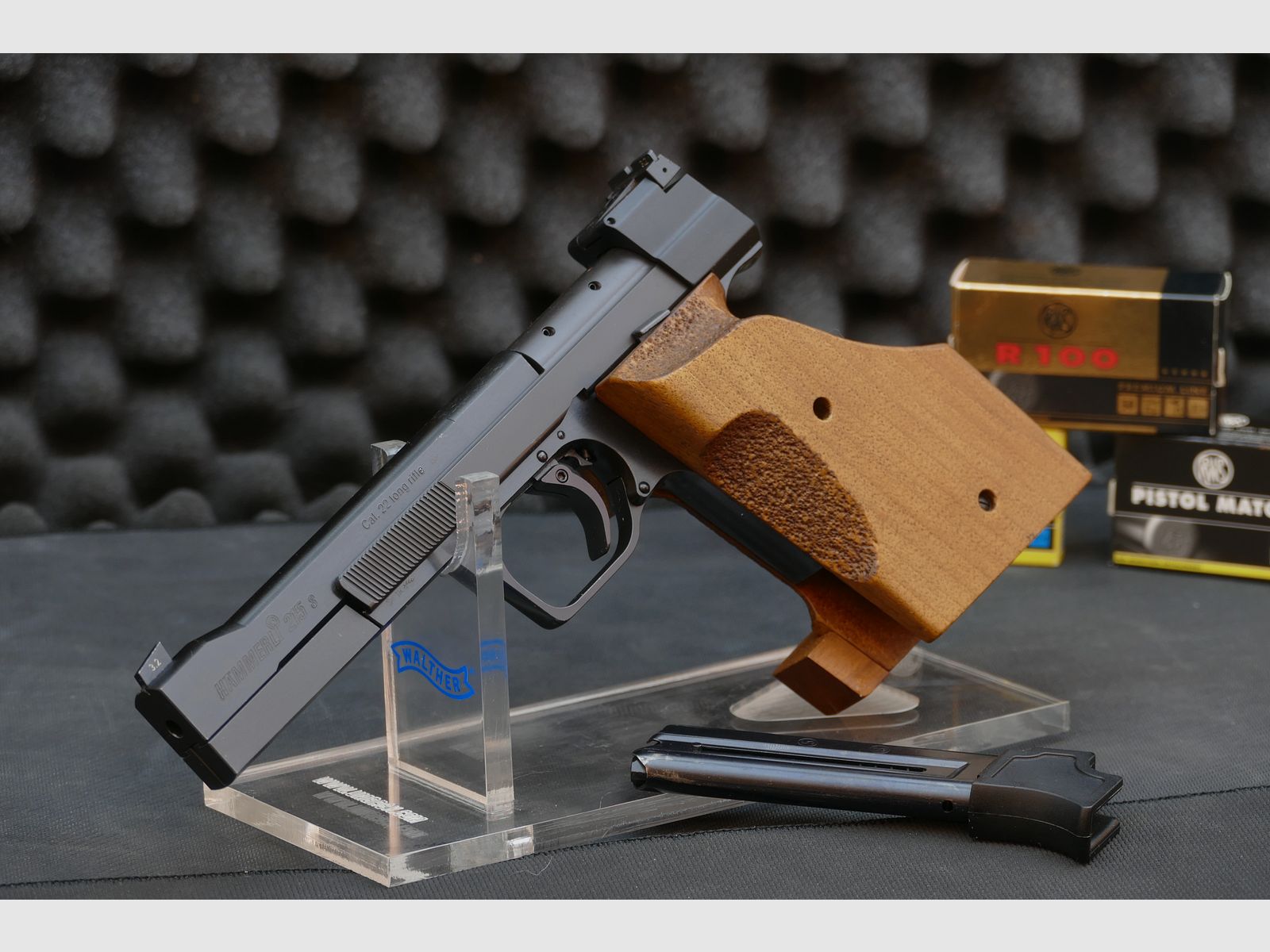 Hämmerli Pistole Mod. 215S, 215 S, Kal. .22long rifle, späte Ausführung (eckige Abzugsbügel, einstellbarer Abzug!)