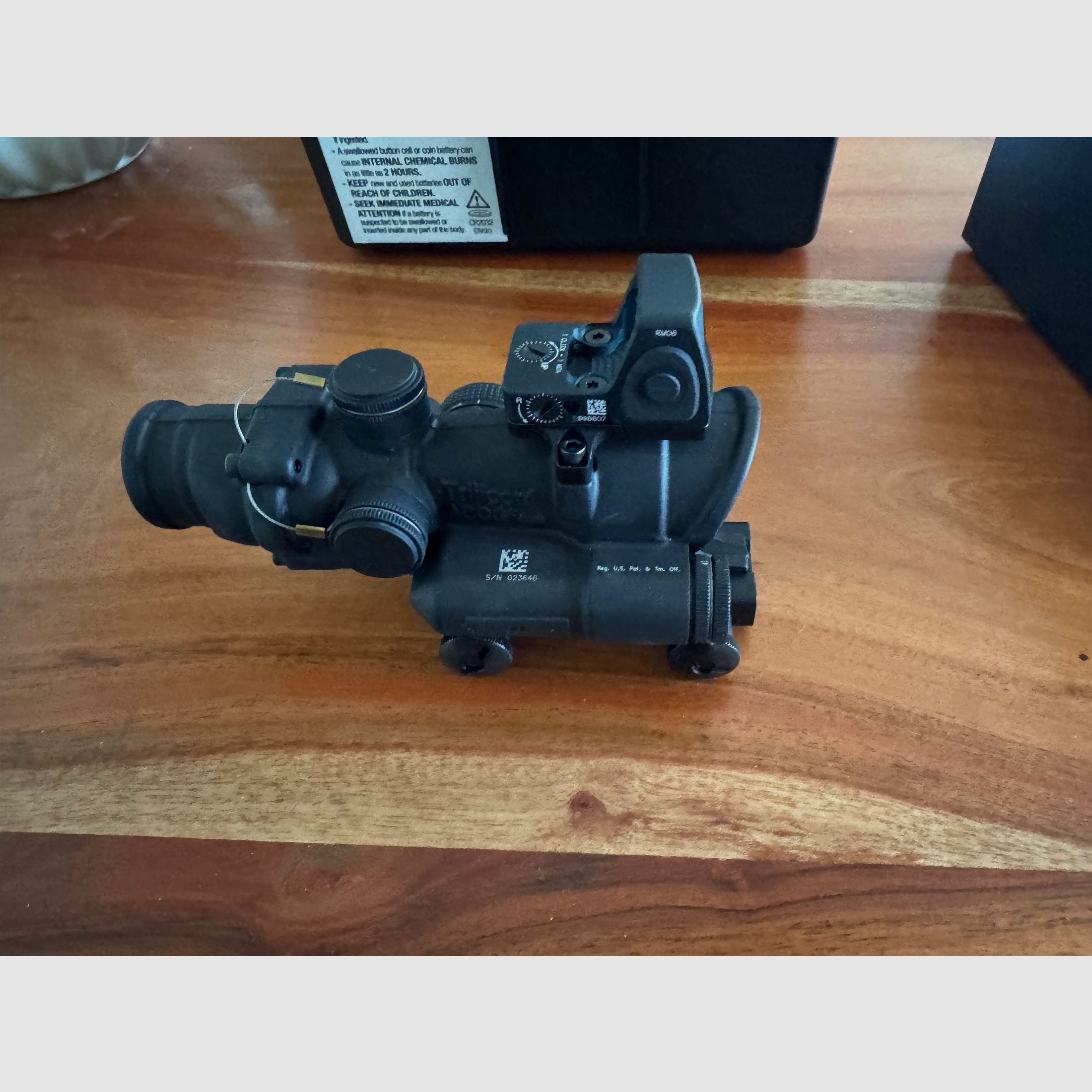 Trijicon ACOG 4x32 LED (.223 Reticle) + RMR Type 2 (3.25 MOA) – ABSOLUT NOWY I NIGDY NIE UŻYWANY w OVP