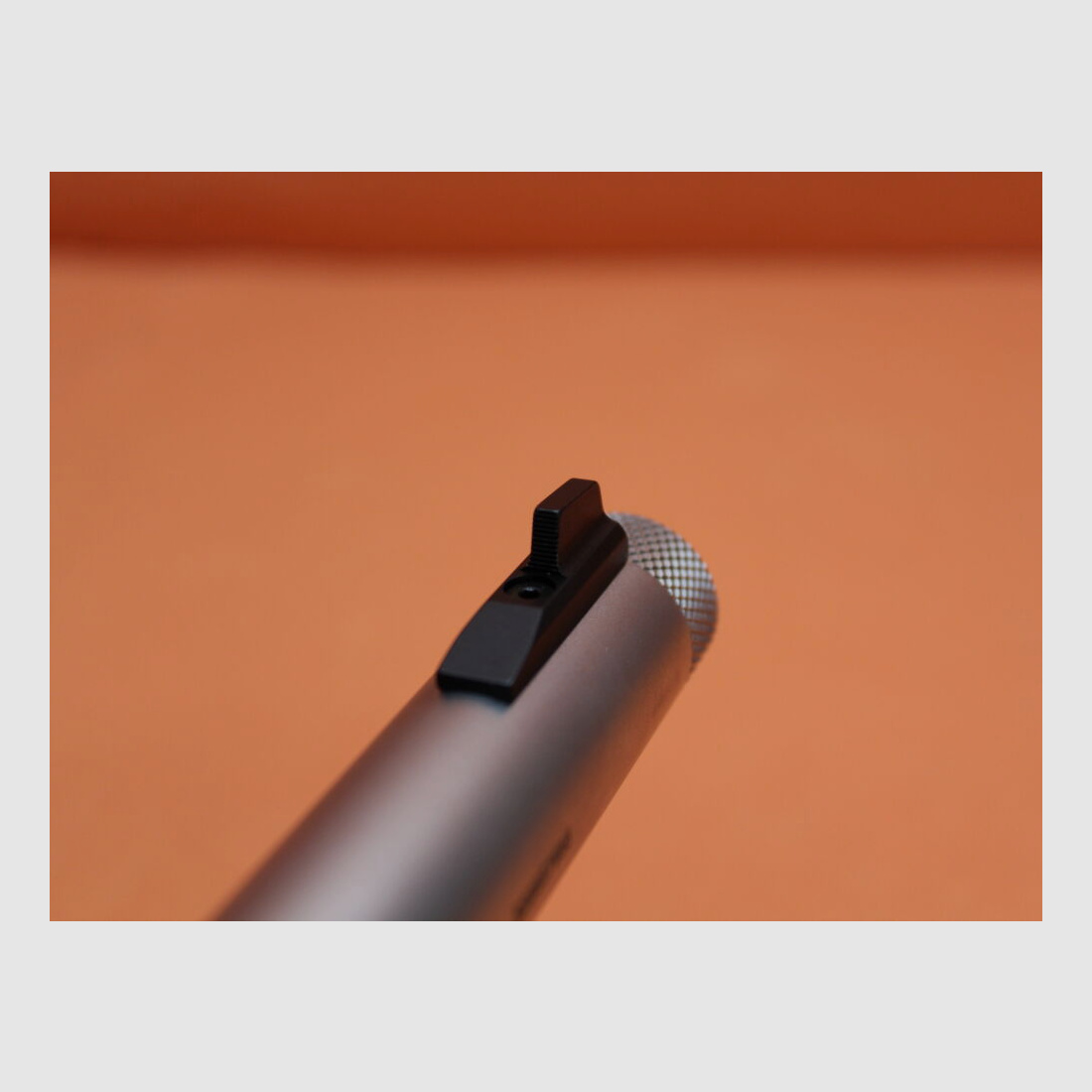 Ruger Ha.Pistol .22lr Ruger MARK IV Target Stainless THR 5.5" barrel/ thread 1/2-28 (.22lfB/.22L.R. MK4)