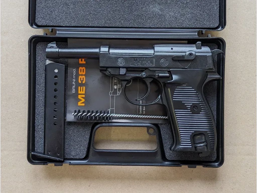 BRUNI ME 38P 8mm P.A.K. pistolet alarmowy - Walther P38 replika