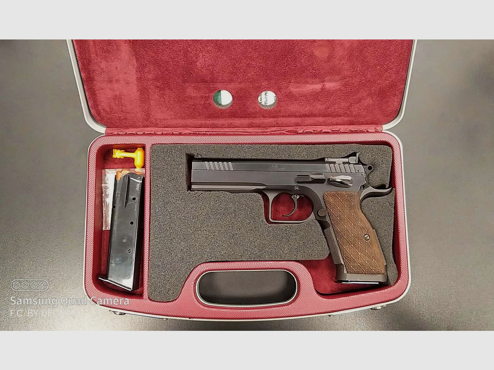 TANFOGLIO STOCK III CALIBRE 9X21, image 1 sur 4