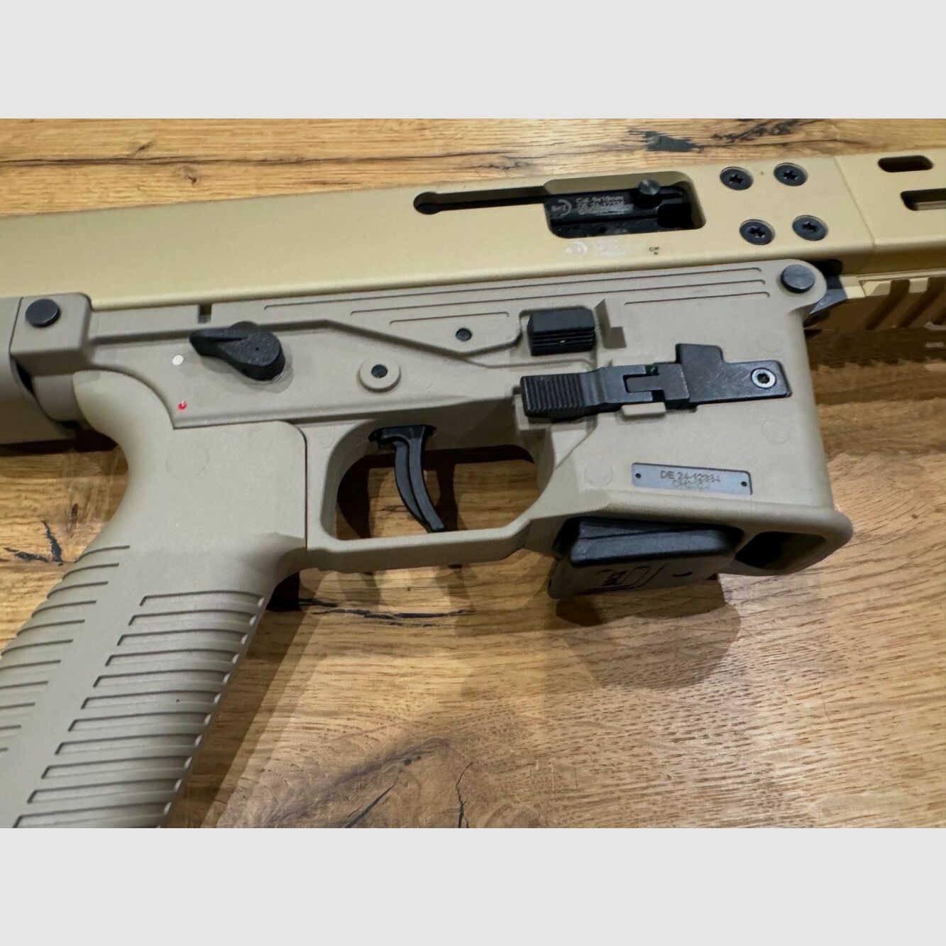 B&T AG (Brügger und Thomet) Grashüpfmaus GHM9 G Coyote Tan