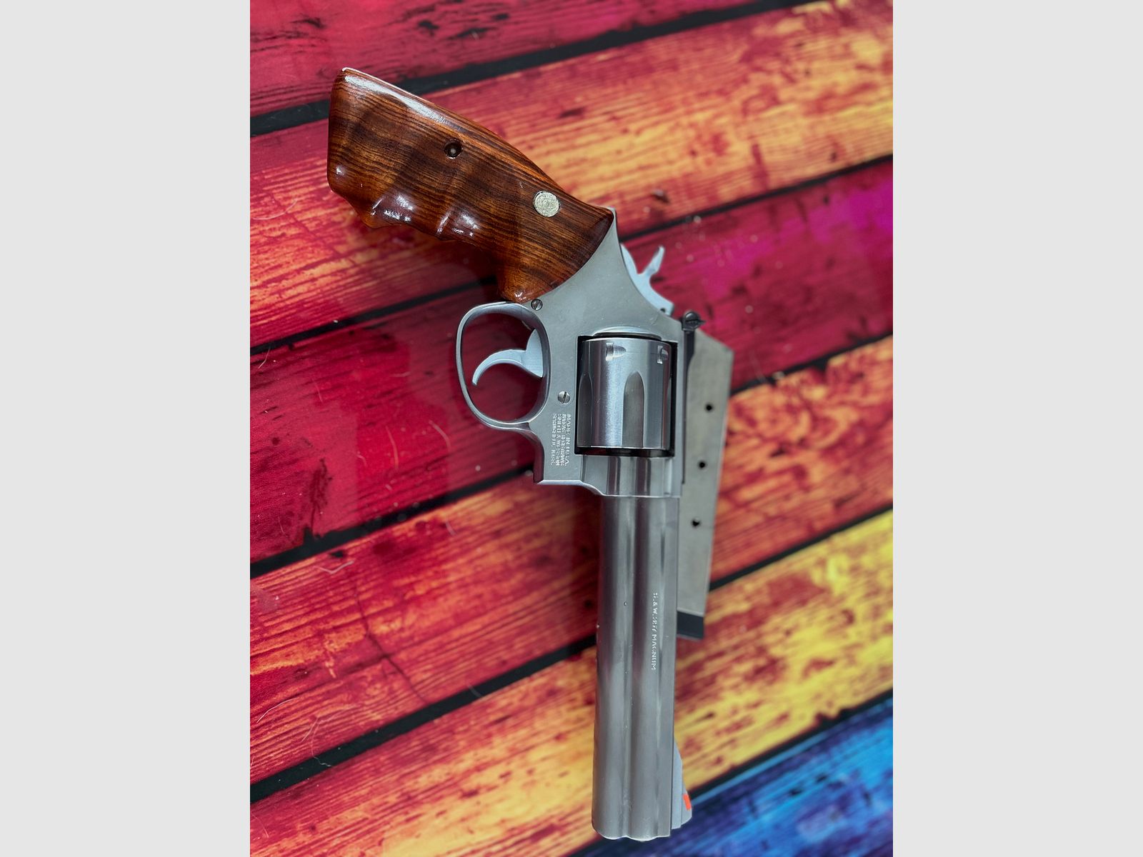 Smith and Wessen  6 Zoll. Kaliber 38/ 38 Spezial 