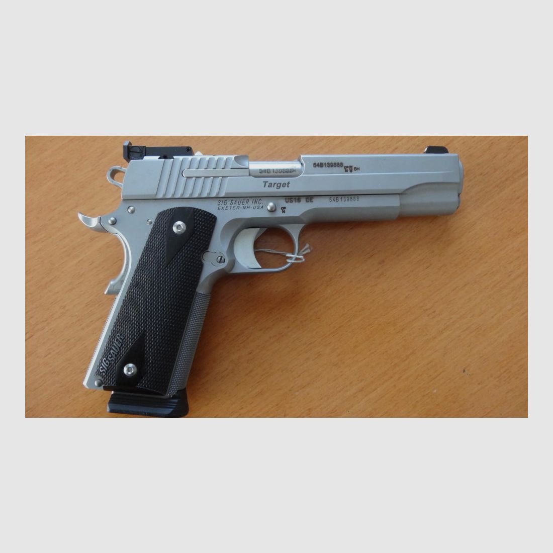 Sig Sauer	 SL-Pistole:Sig Sauer 1911 Stainless Target Cal. 45 ACP