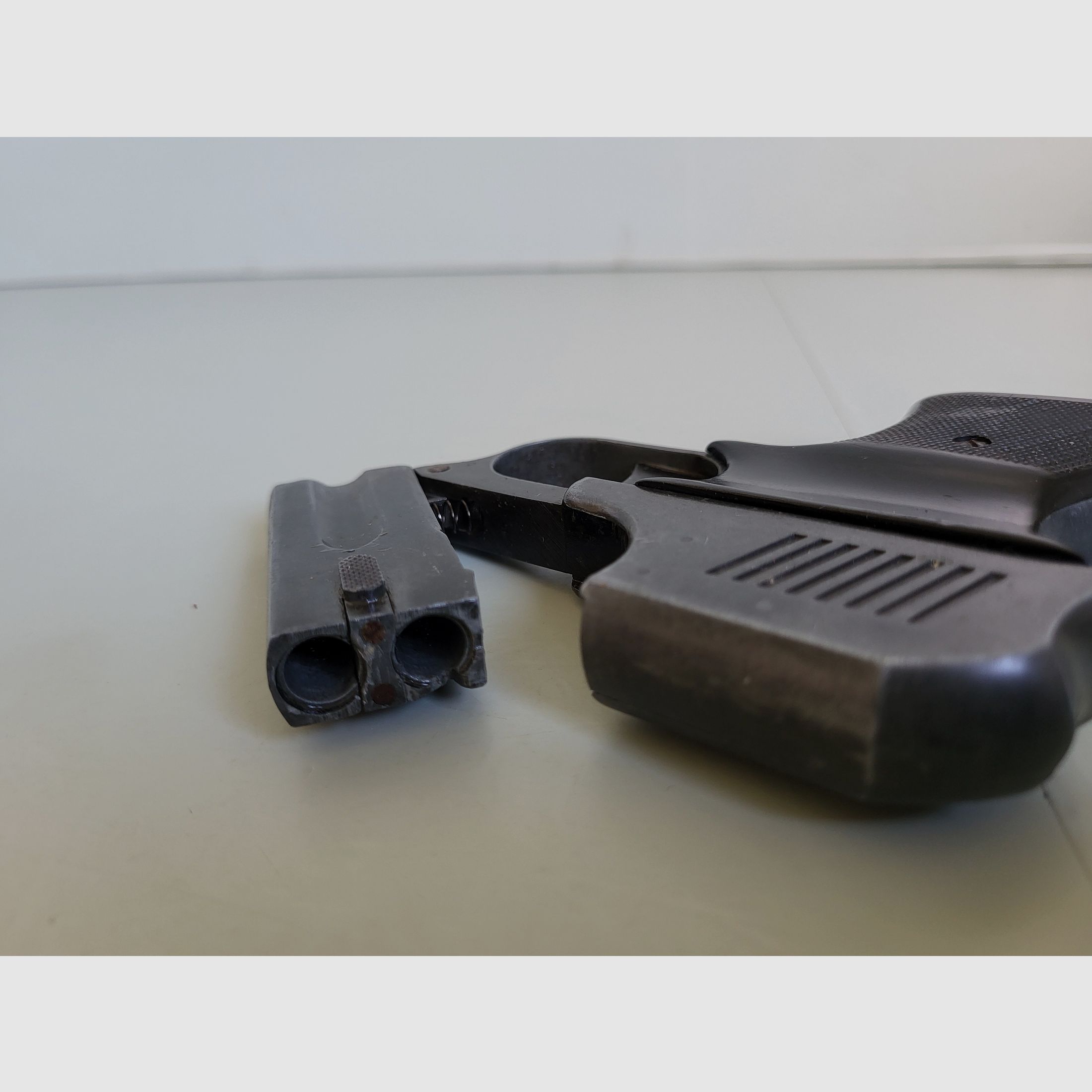 Coleccionista Pistola de gas Original EM - GE Gerstenberger & Co - Doble cañón - Derringer - Años 1950