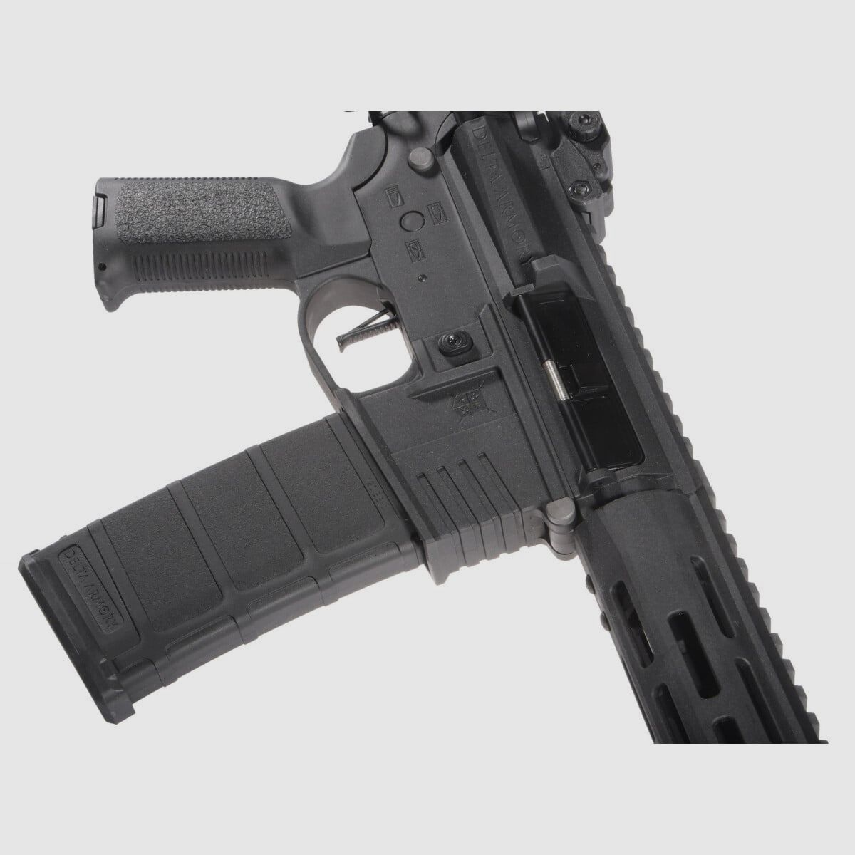 M4 AR15 M-LOK SilentOps 8 Zoll CHARLIE EAGLE ETU Schwarz S-AEG Airsoft Gewehr Frei ab 18 Jahren | Delta Armory