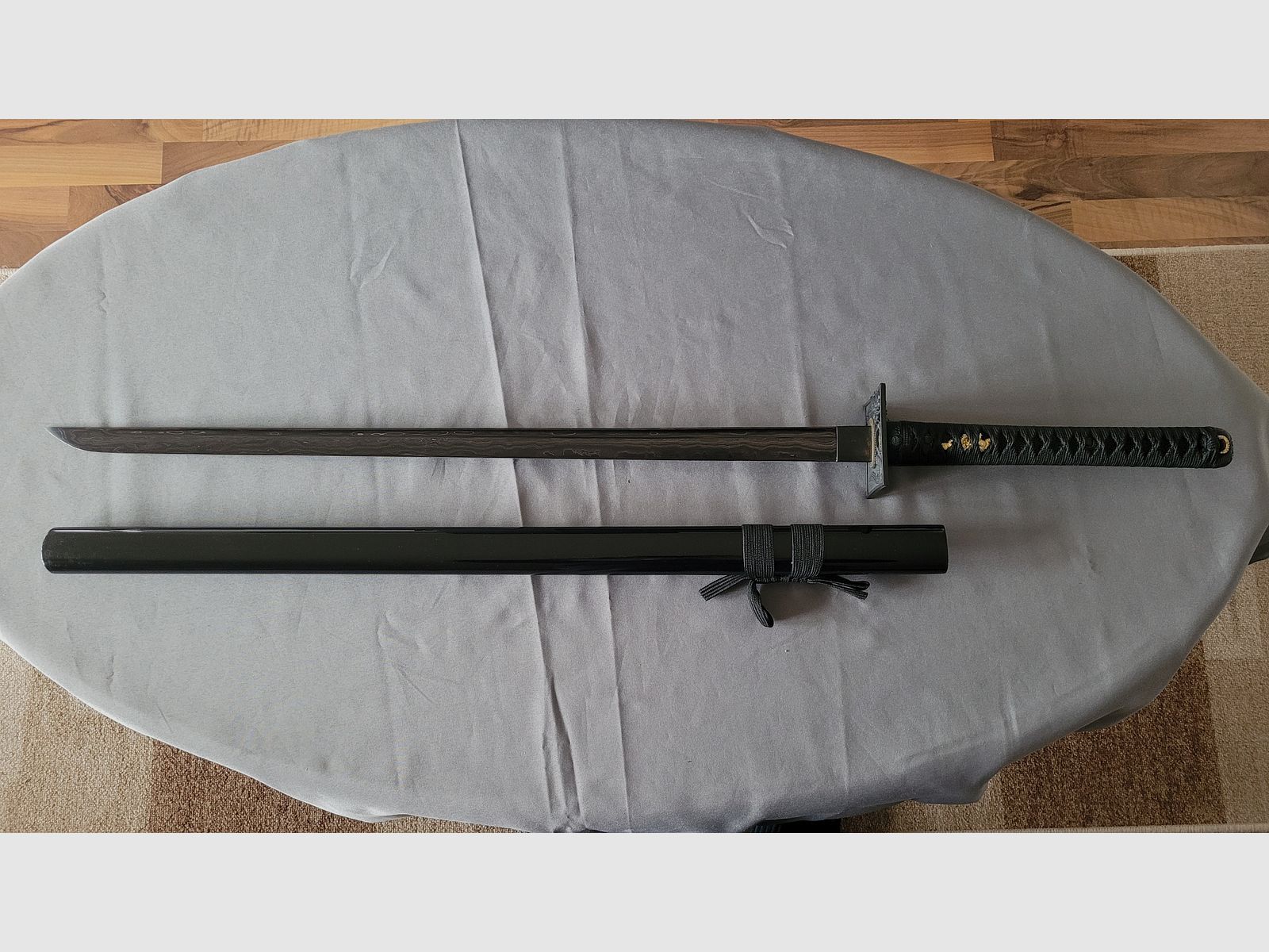 Ninjato Katana Schwert Schwarz Roter Damast wie Neu