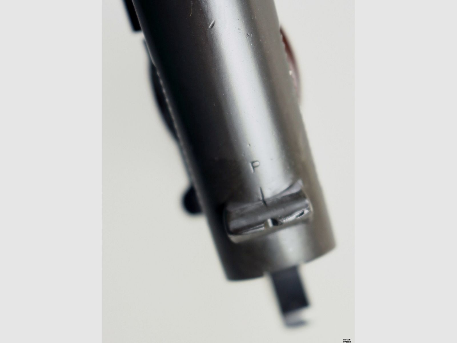 Pistola Remington Rand Inc. mod. 1911A1 cal. 45 Acp matr. 941781, immagine 13 di 17