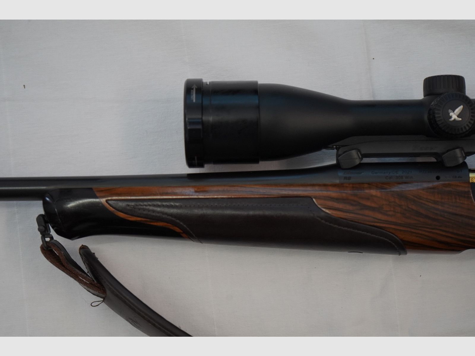 R8 successo pelle, legno, pelle, mirino Svarovski, grilletto Atzl