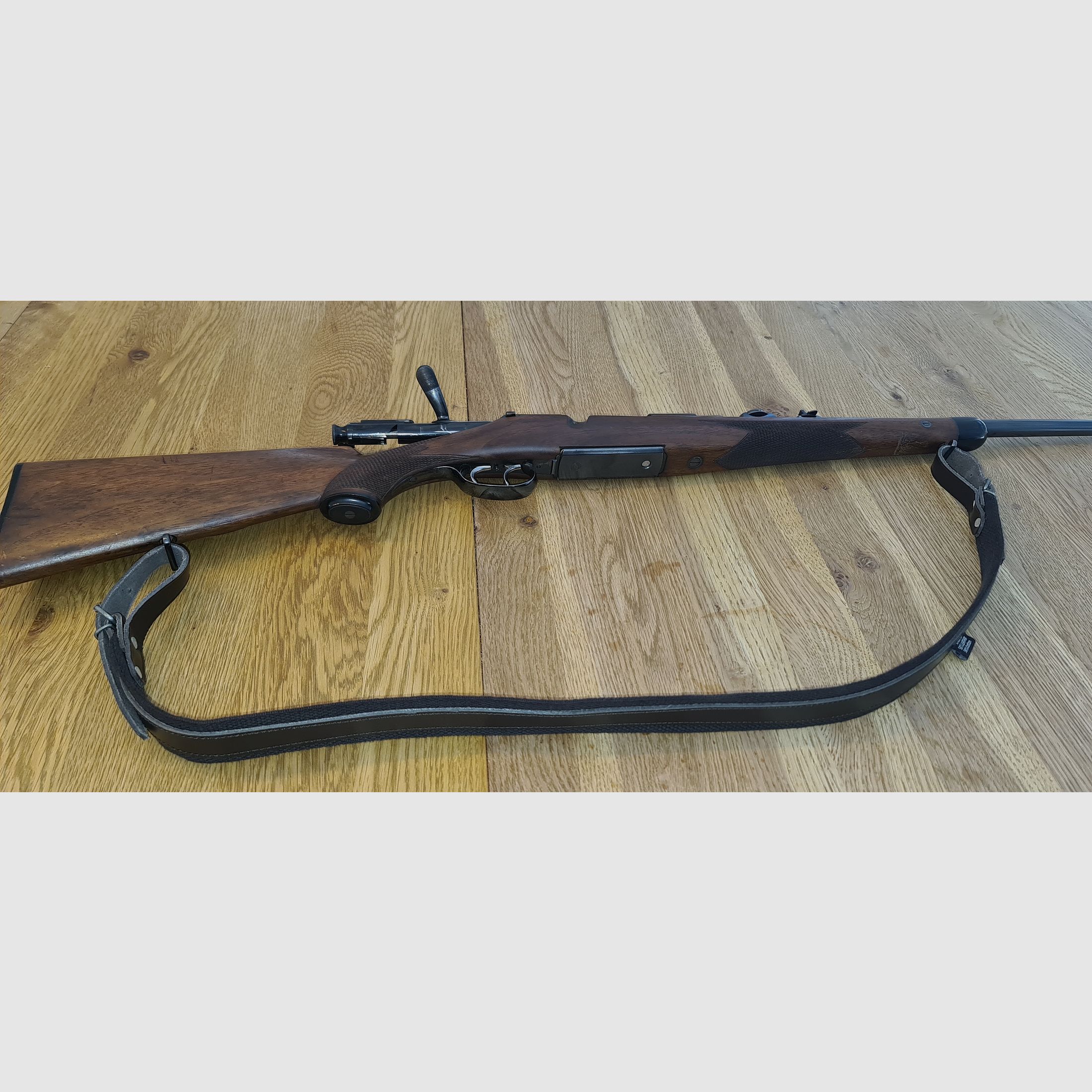 Fucile a ripetizione Mannlicher Schönauer Steyr 1952 GK in 7x64 incluso ZEISS ZF