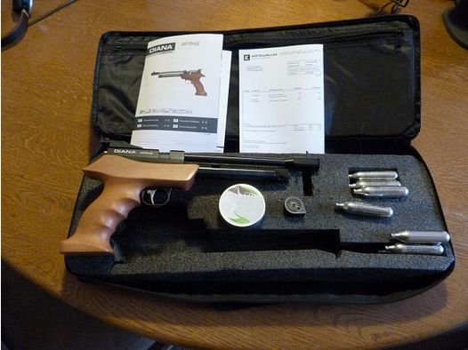 Diana Airbug CO2-pistool luchtpistool met koffer.