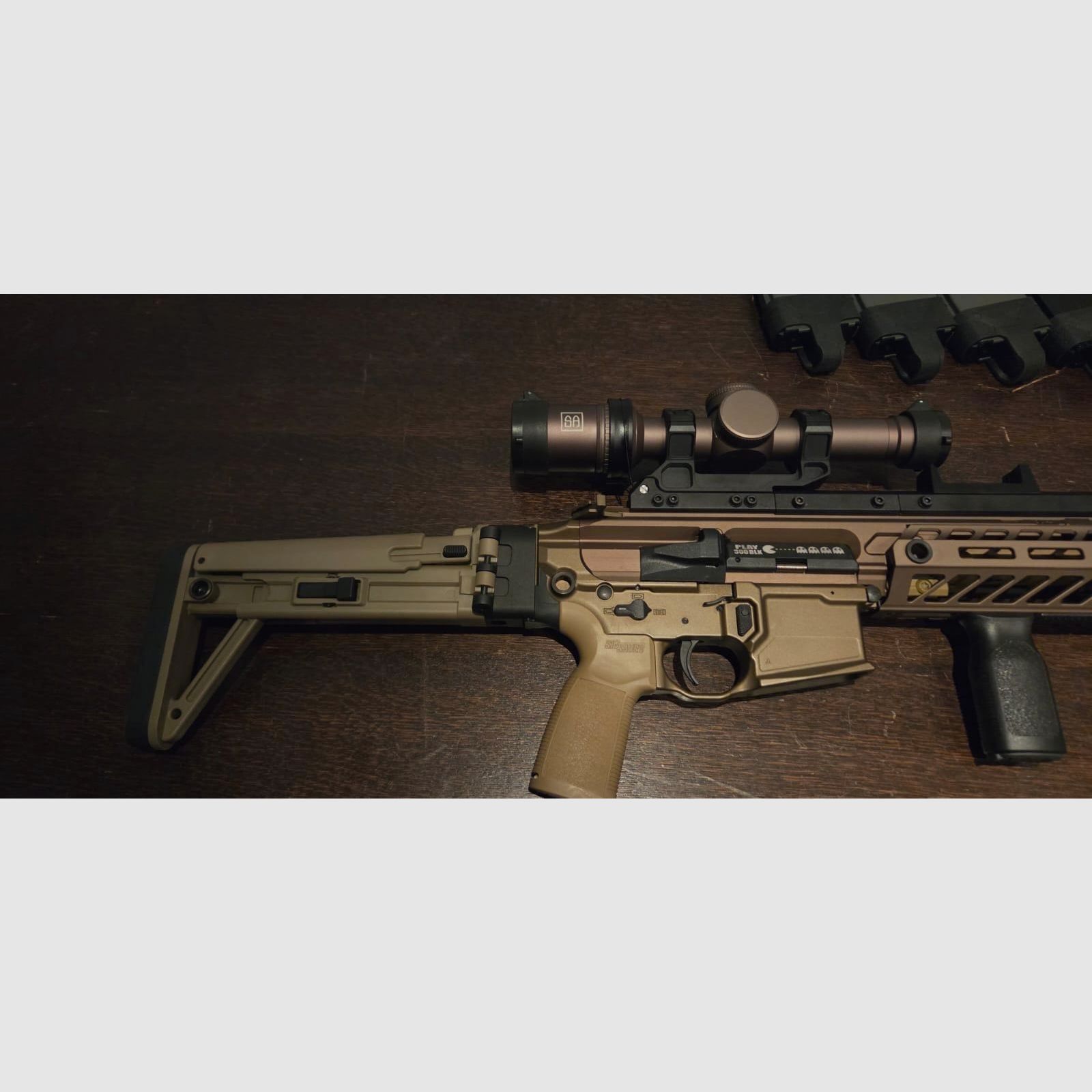 APFG Spear LT mit SURG Upper und Zubehör