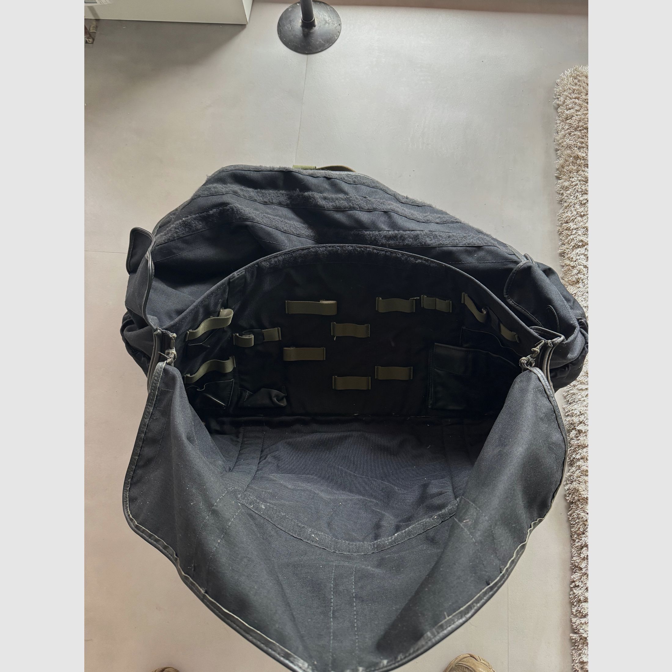 Verkaufe AkAH SEK Einsatztasche für Gewehrschützen