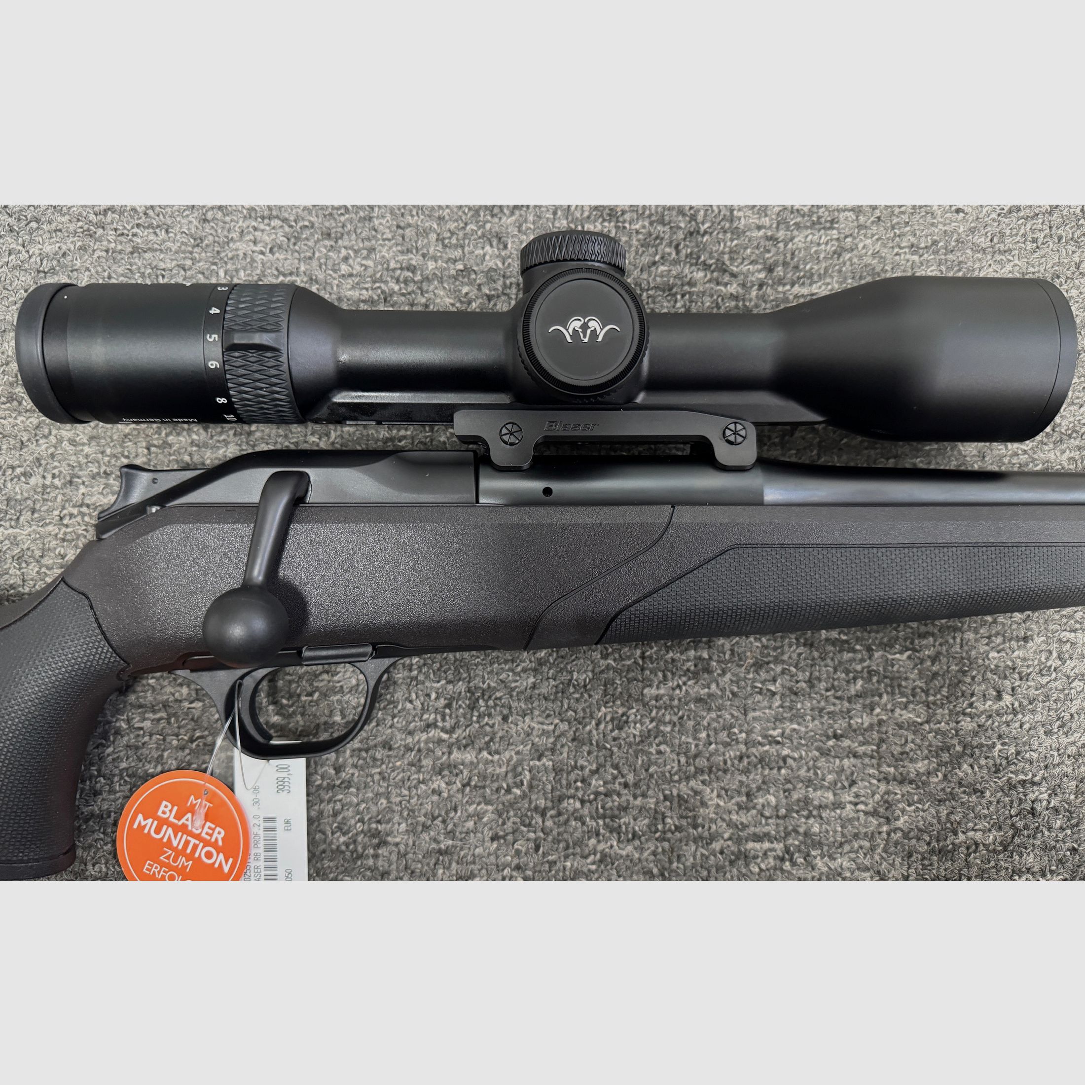 Blaser R8  2.0 Professionale .30-06 + M15x1 + LL 52cm + Blaser B2  2-12x50iC - Arma nuova