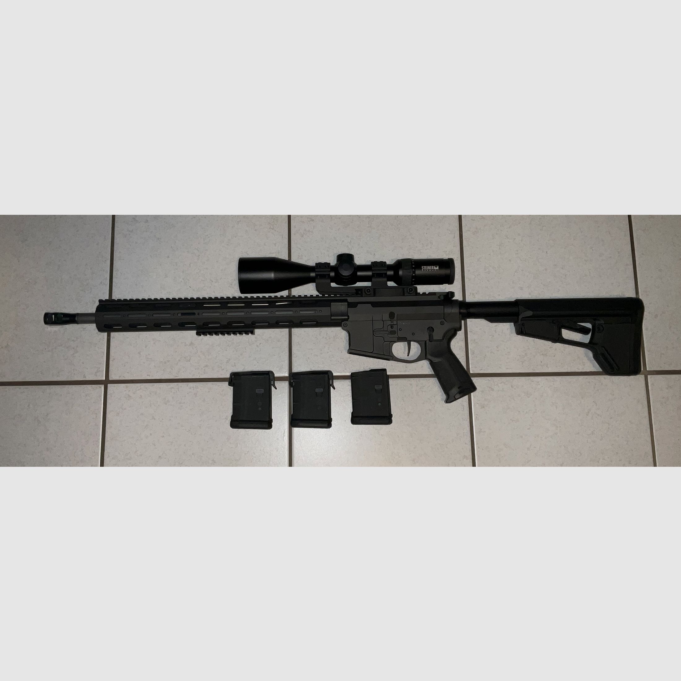 DAR AR15 Halbautomat Exclusiv in .223 und .22 Wechselsystem